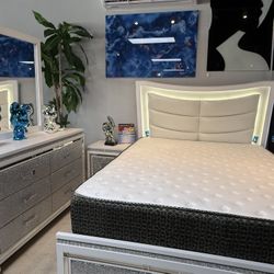 Black Friday Special 5 Pc LED Bedroom Set Only $999