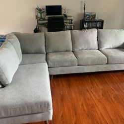 LivingSpaces Canela Sectional