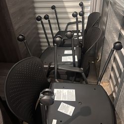 Rolling chairs