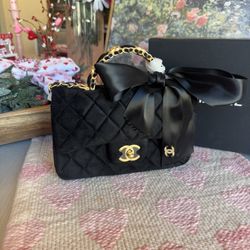 Chanel Black velvet Handbag