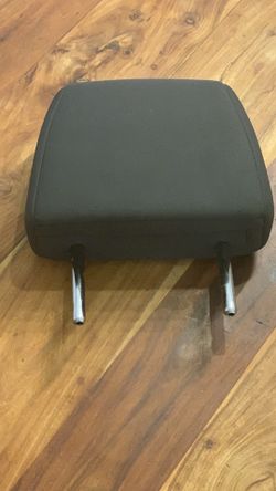 Head rest toyota Tacoma 3rd generation back seat of passenger