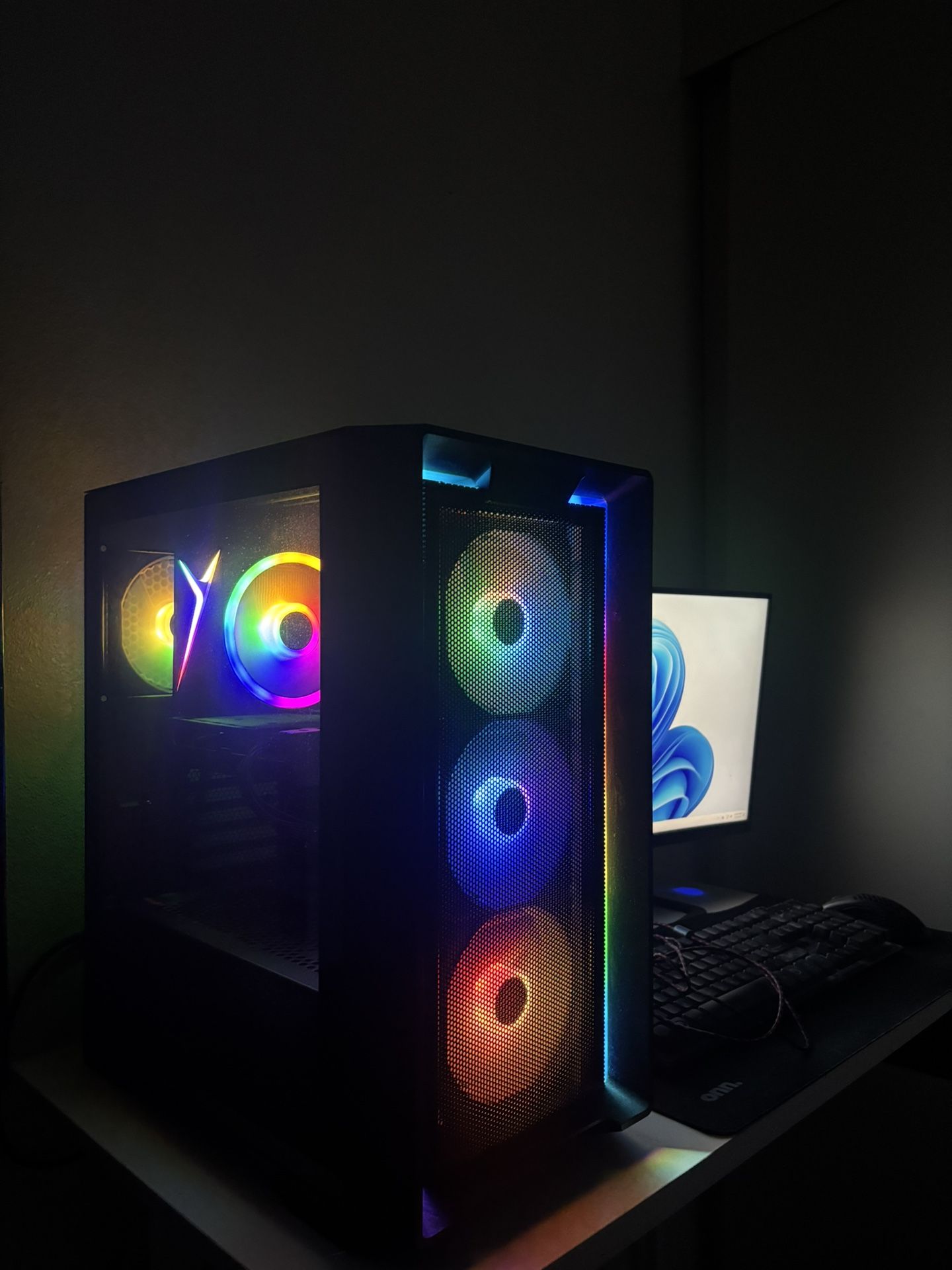 Skytech Gaming Nebula Gaming PC Desktop – Intel Core i5 13400F 2.5 GHz, NVIDIA RTX 4060, 1TB NVME SSD, 16GB DDR4 RAM 3200, 600W Gold PSU, 11AC Wi-Fi,