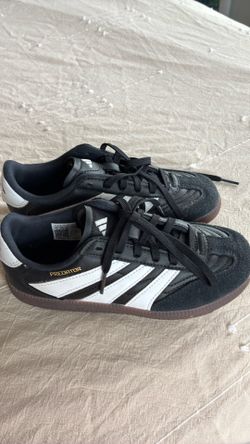 Tenis Adidas para niño  (predator)