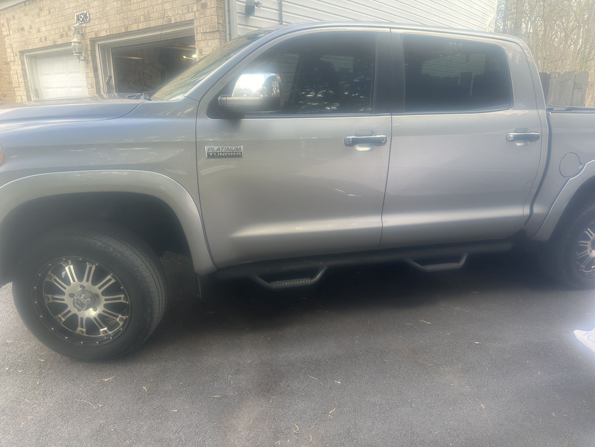 Rough Country Side Steps Toyota Tundra Running Boards rails