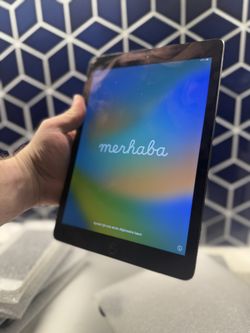 Apple iPad Pro 9.7’ 1st Gen iOS 16