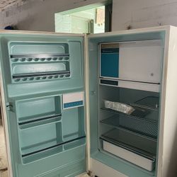 Vintage Westinghouse Fridge