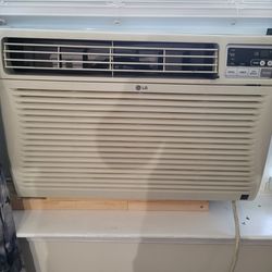 LG 15000 btu Air Conditioner. AC