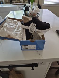 Women's Hey Dude Wendy Basic Black Size 8