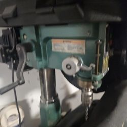 Grizzly  Miling Machine 