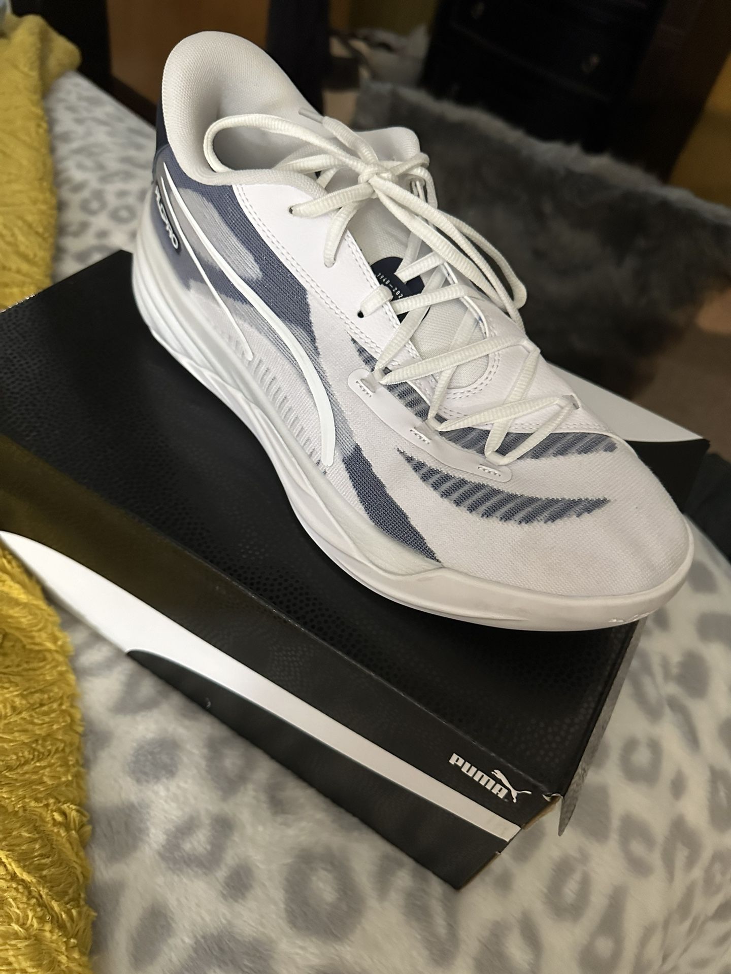 Puma Sneakers