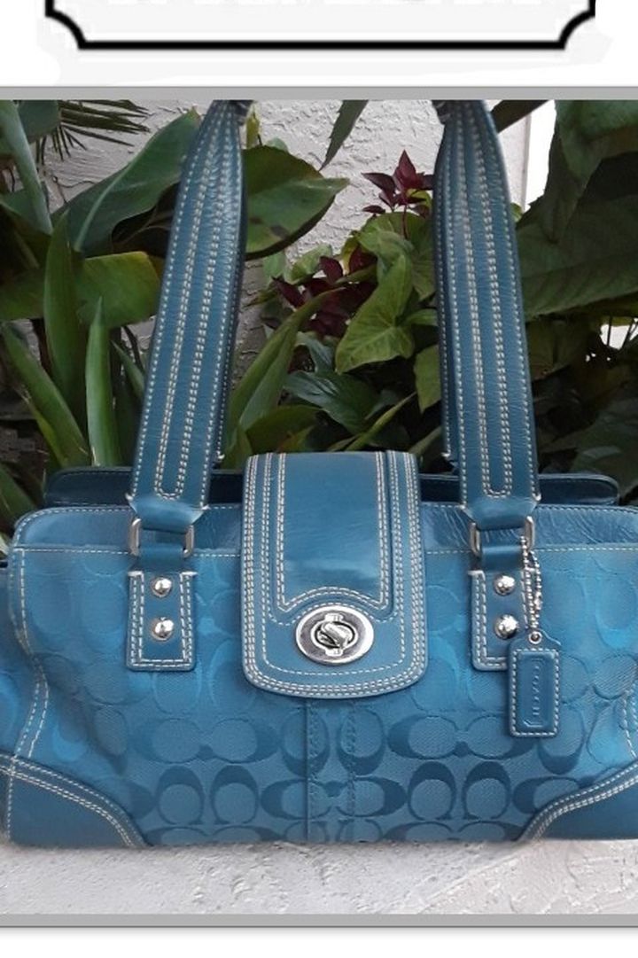 Authentic COACH HAMPTONS Blue Turquoise Shoulder Bag Purse