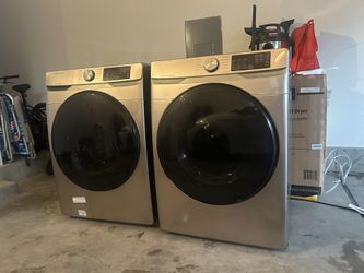 Samsung Combo  Front Load Washer And Gas Dryer 🚚🚚