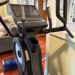 Preform cross trainer