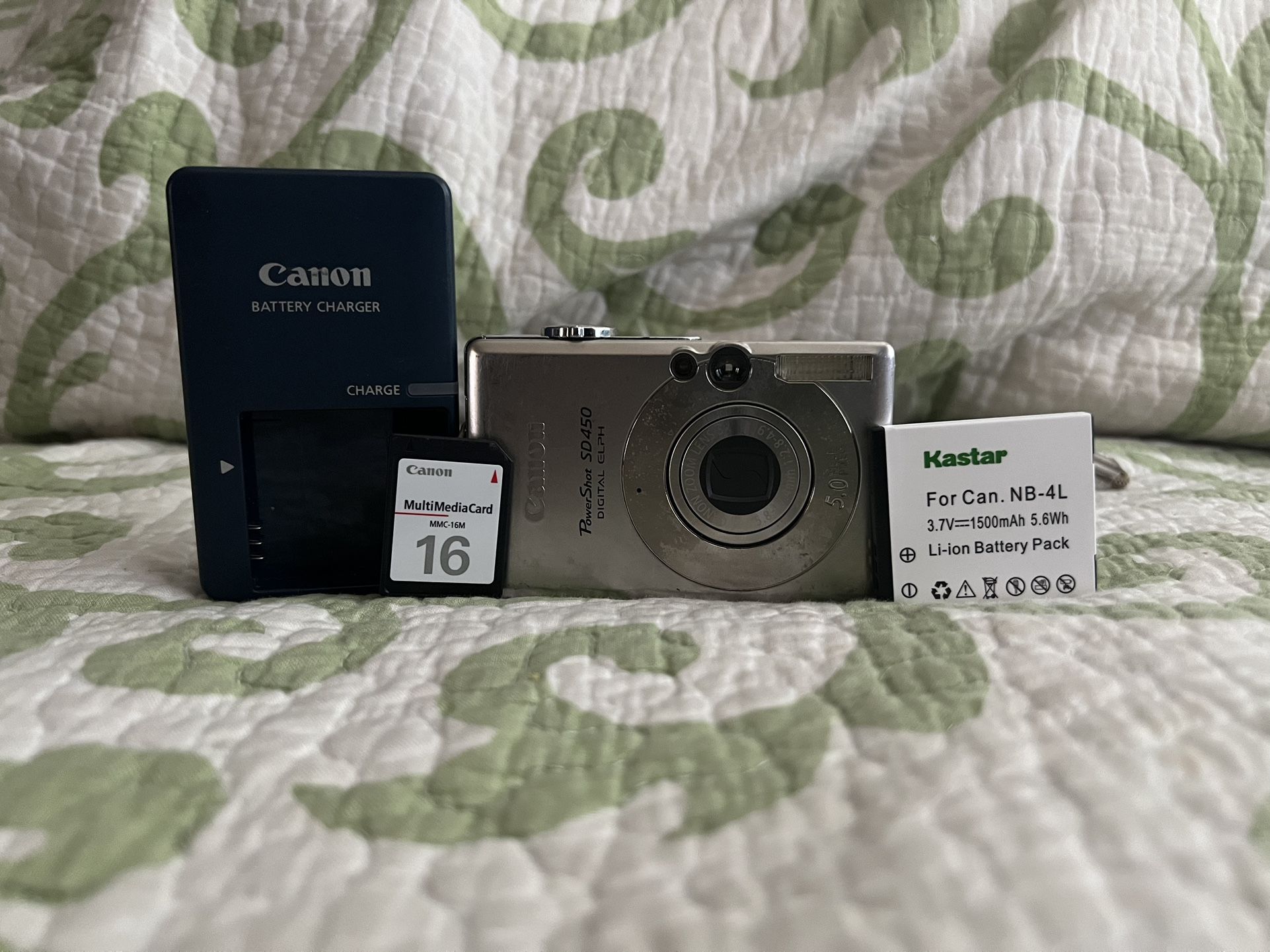 Canon PowerShot SD450 Digital Elph 5.0MP 5x Digital Camera