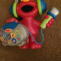 Mattel Elmo's Greatest Hits Sing Along Boom Box Radio With Microphone 2004, Works! Sesame Street. East, west or north