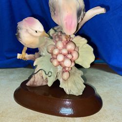 6.5 inch Painted Birds Alabaster Statue Imported From Greece 
