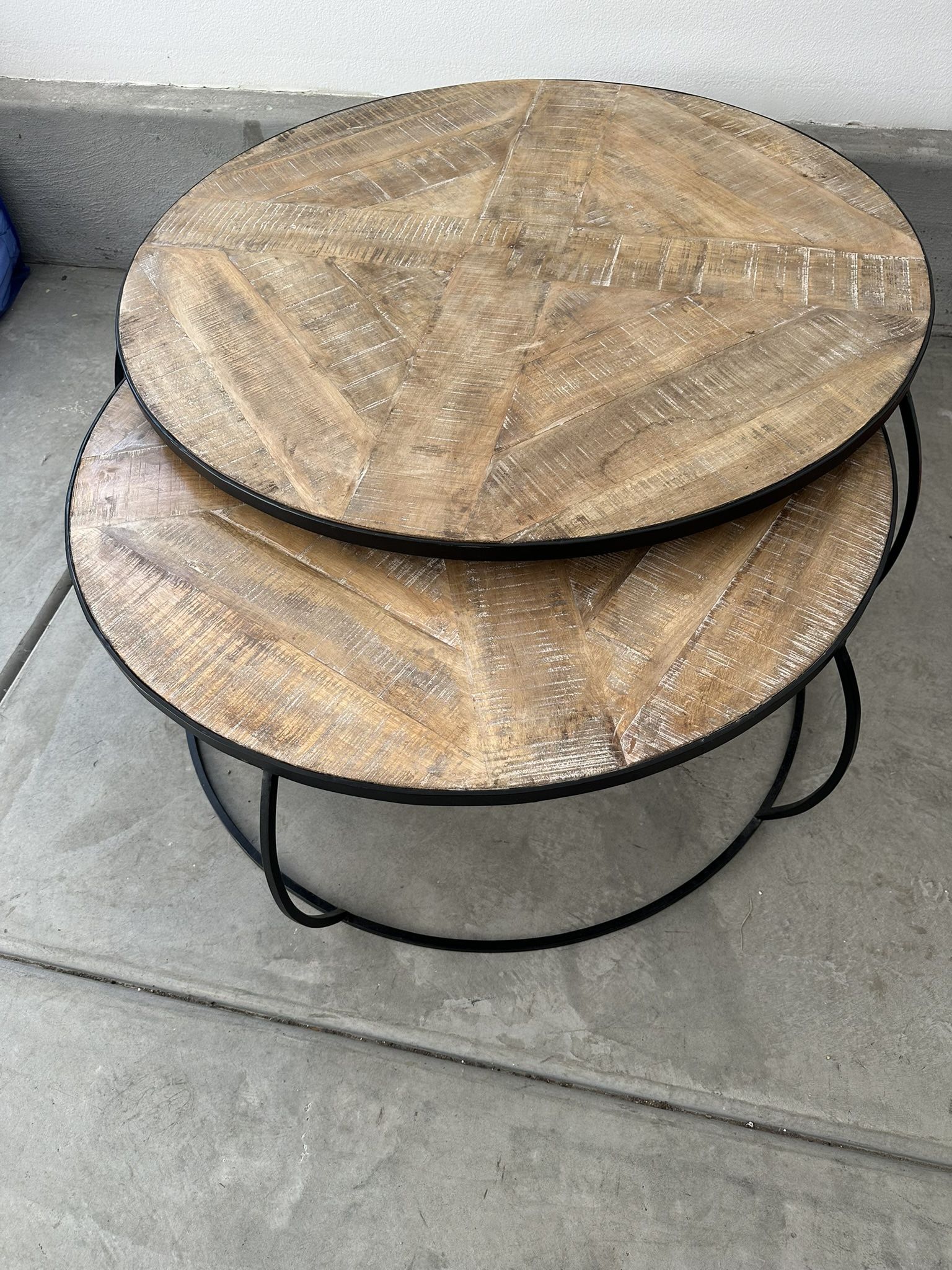 Stylish Mercana Clapp Nesting Coffee Tables - Brown Wood & Metal - Smoke/Pet-Free!