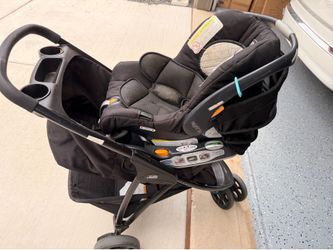 Chicco Stroller & KeyFit 30 Infant Car Seat Combo (As-Is / Reduced Price)