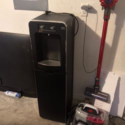 Water dispenser