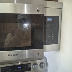 Brokn Handle Microwave Stove Fridge