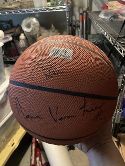 Bulls Signed Basketball