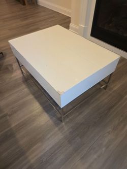 White west elm coffee table