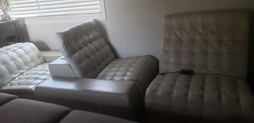 Jerome's White Premium Leather Recliner