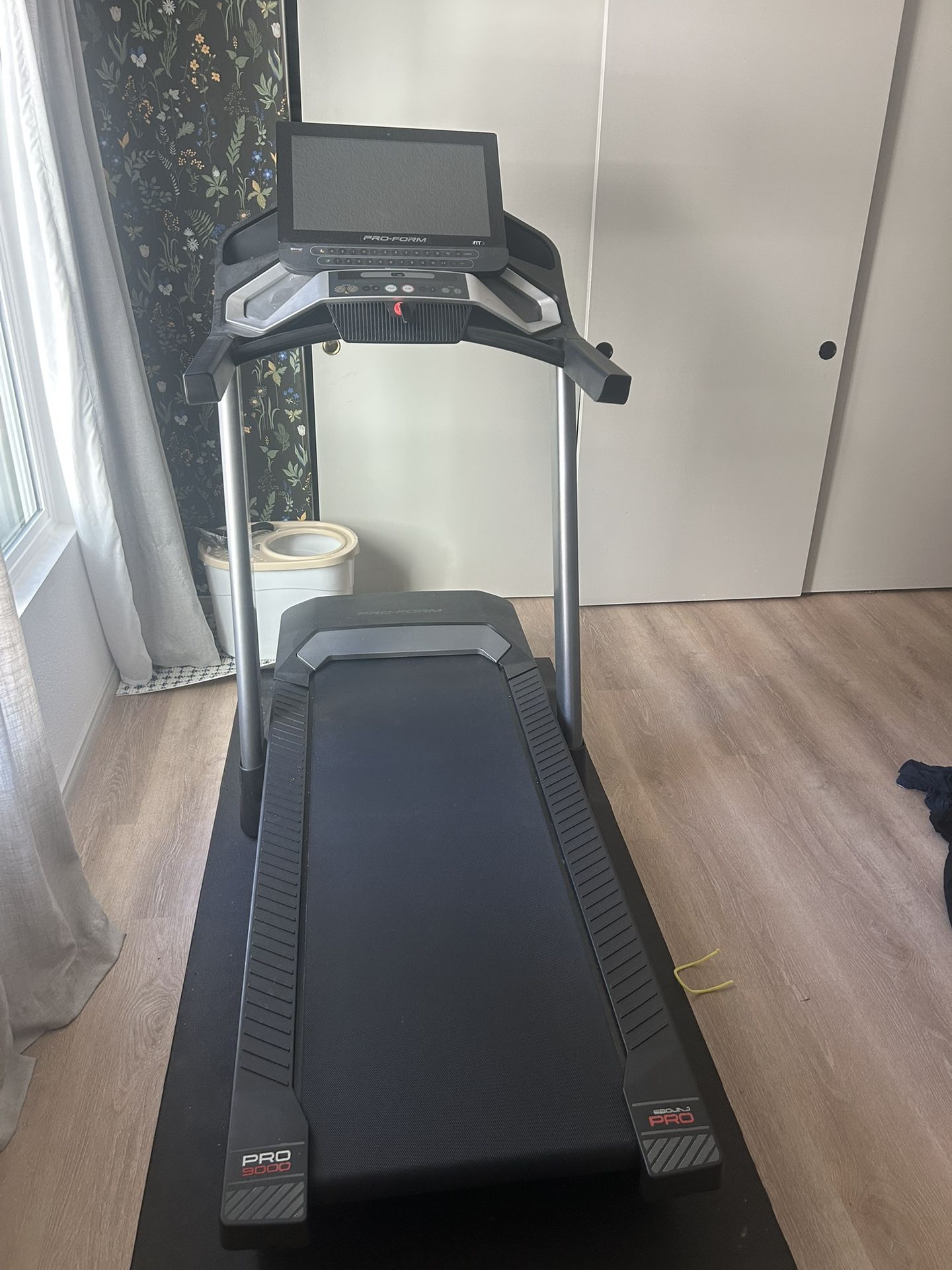 Pro Fit Treadmill 9000