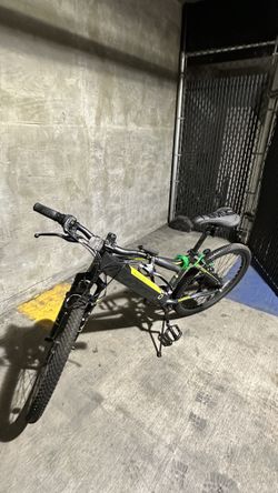 Hyper Bicycles 26" Electric Mountain Bike w/ Shocks & Pedal-Assist MTB Black