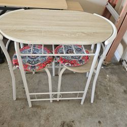 Table and 2 Chairs 