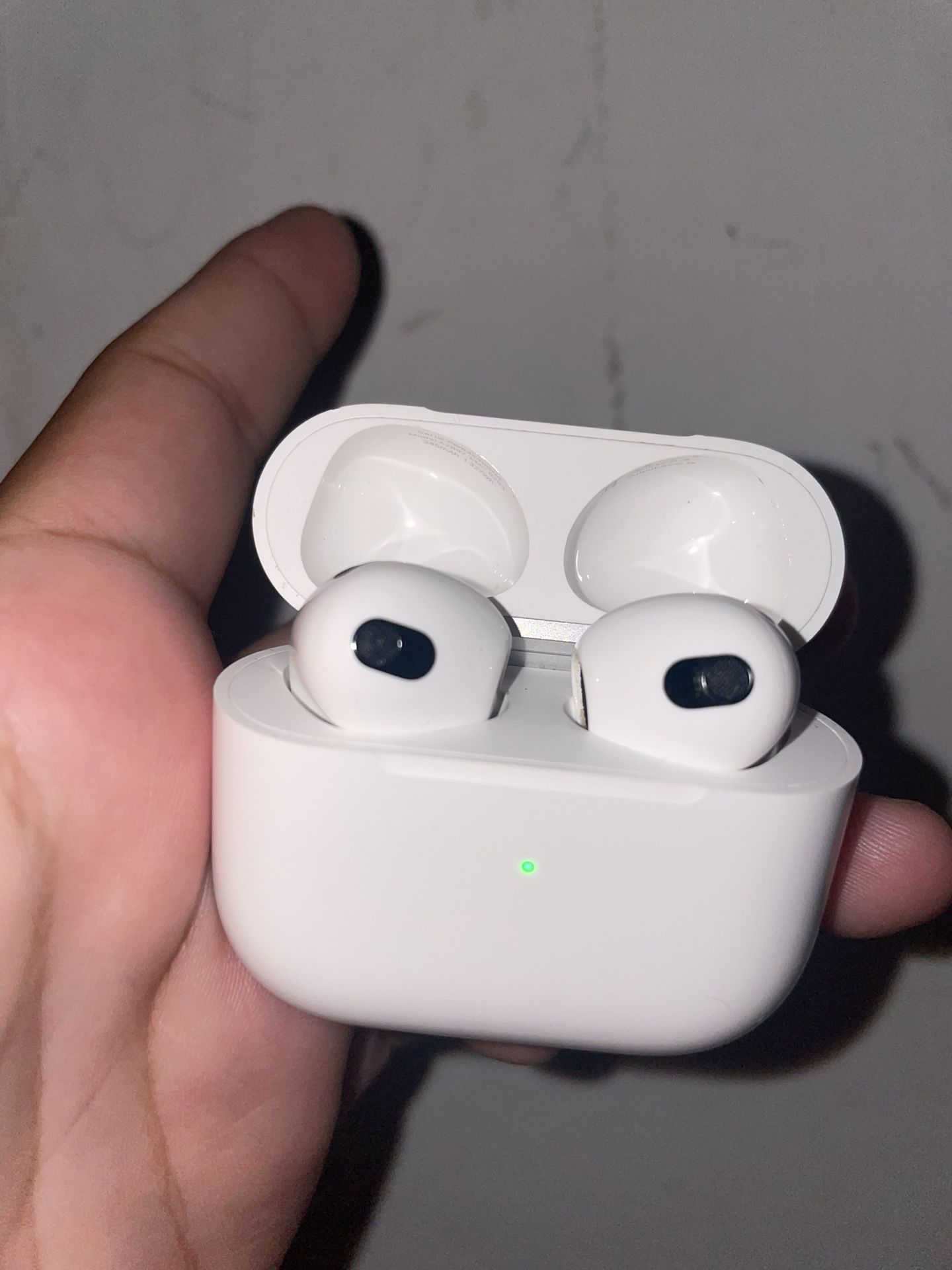 Apple airpods 3rd generation