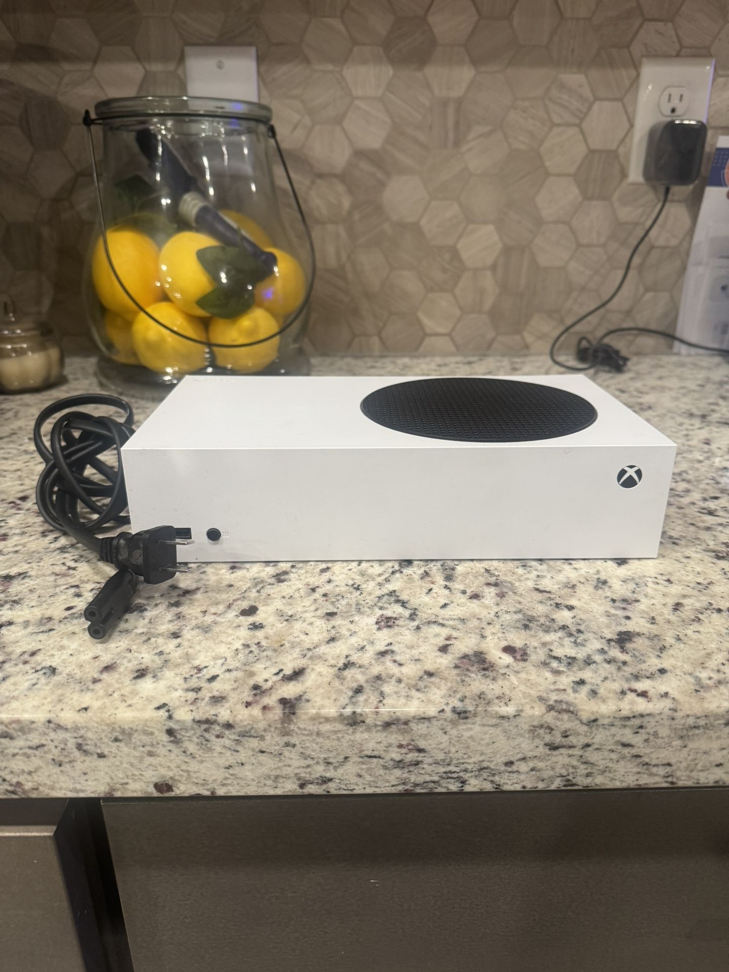 Xbox Series S 1 TB - $200