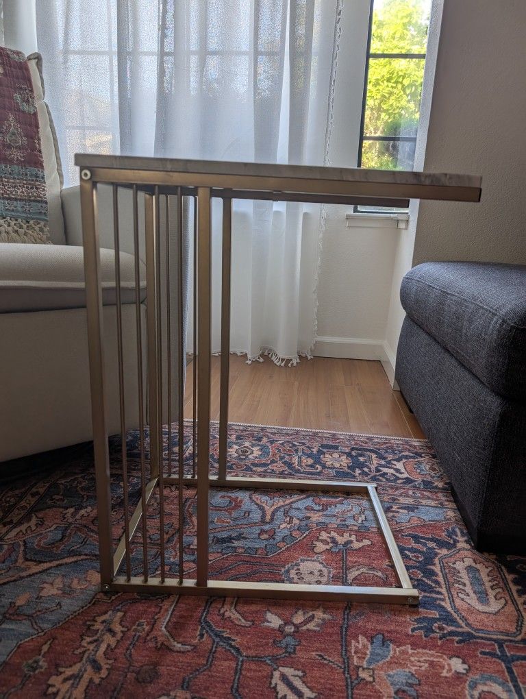 End table