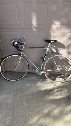 Vintage Silver  Nishiki Road Bike