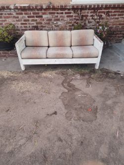 Very comfy couch