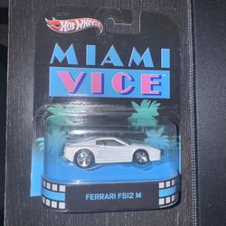Hot Wheels Ferrari F512 M Premium Miami Vice