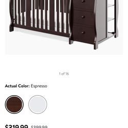 Stork craft changeable crib