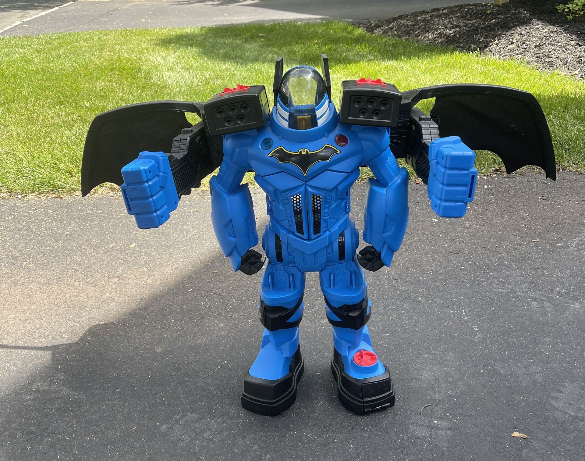 Fisher-Price Batman Imaginext DC Super Friends Batbot Xtreme Extreme Robot 2017 **Local pick up only