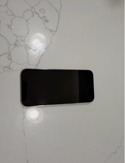 iPhone 14 Pro Max. 256gb. Color purple