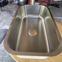 Undermount Single Bowl Kitchen Sink 