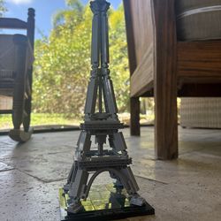 Lego Eiffel tower