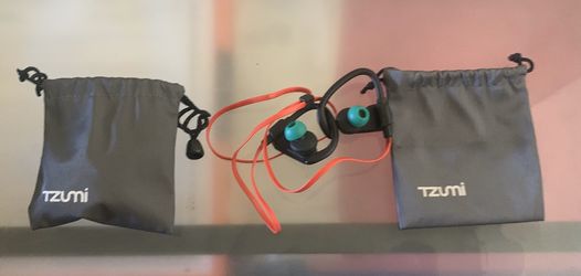 Bluetooth Wireless Earbuds