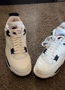 Jordan 4s