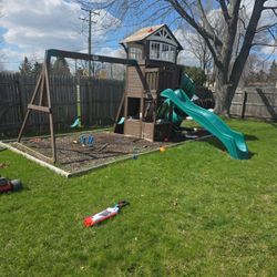 Columpios Y Resavaladillas