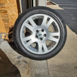 Land Rover Tire