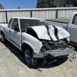 Chevy S10 For Parts