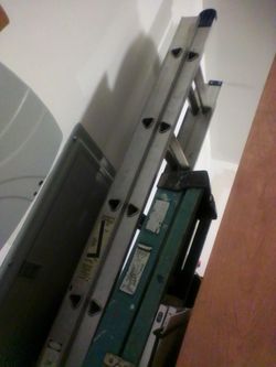 16,foot extension ladder and 8foot step ladder