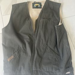 Cabela’s Canvas Vest Sherpa Lined  2XL Tall