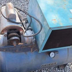 Selling Air Compressor 