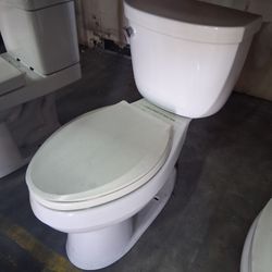 KOHLER TOILETS BIG DISCOUNT 179$